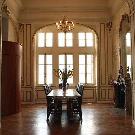 Nyaraló Charming Castle In Serri Res En Chautagn With Pool *